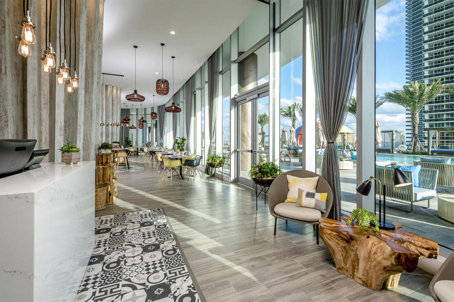 Beachfront Condo With Mesmerizing Views Hollywood Ngoại thất bức ảnh