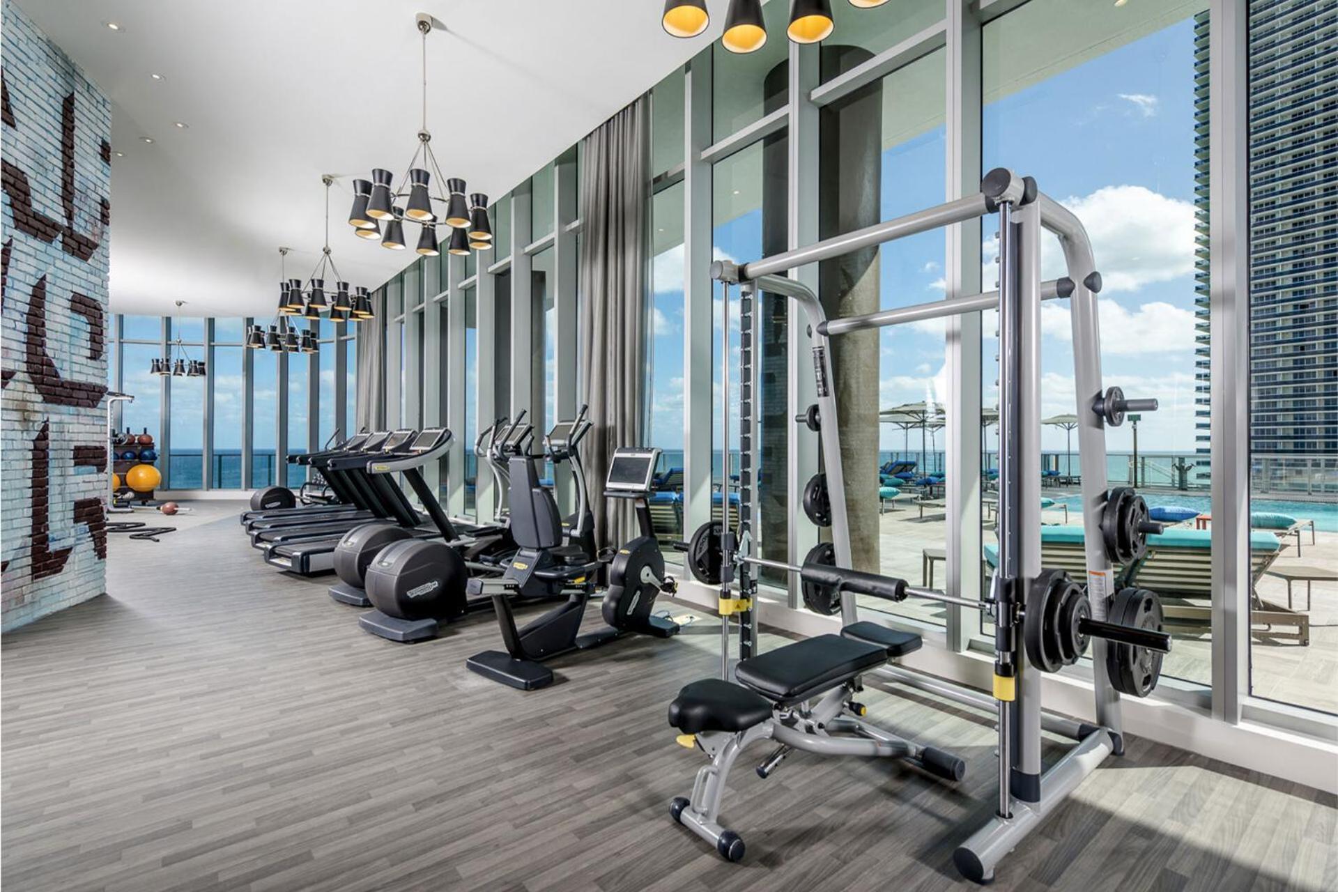 Beachfront Condo With Mesmerizing Views Hollywood Ngoại thất bức ảnh